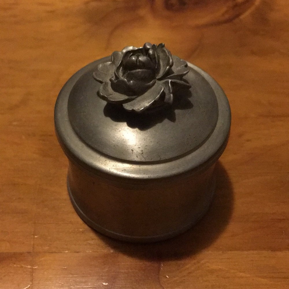 Pewter jewelry holder with rose top (handcrafted)